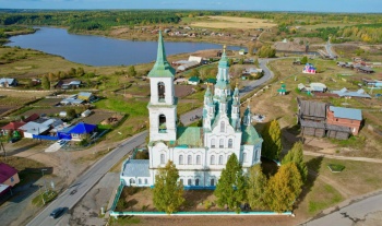 Спасо-Преображенская церковь в селе Нижняя Синячиха