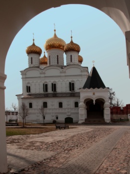 Троицкий собор Ипатьевского монастыря в Костроме