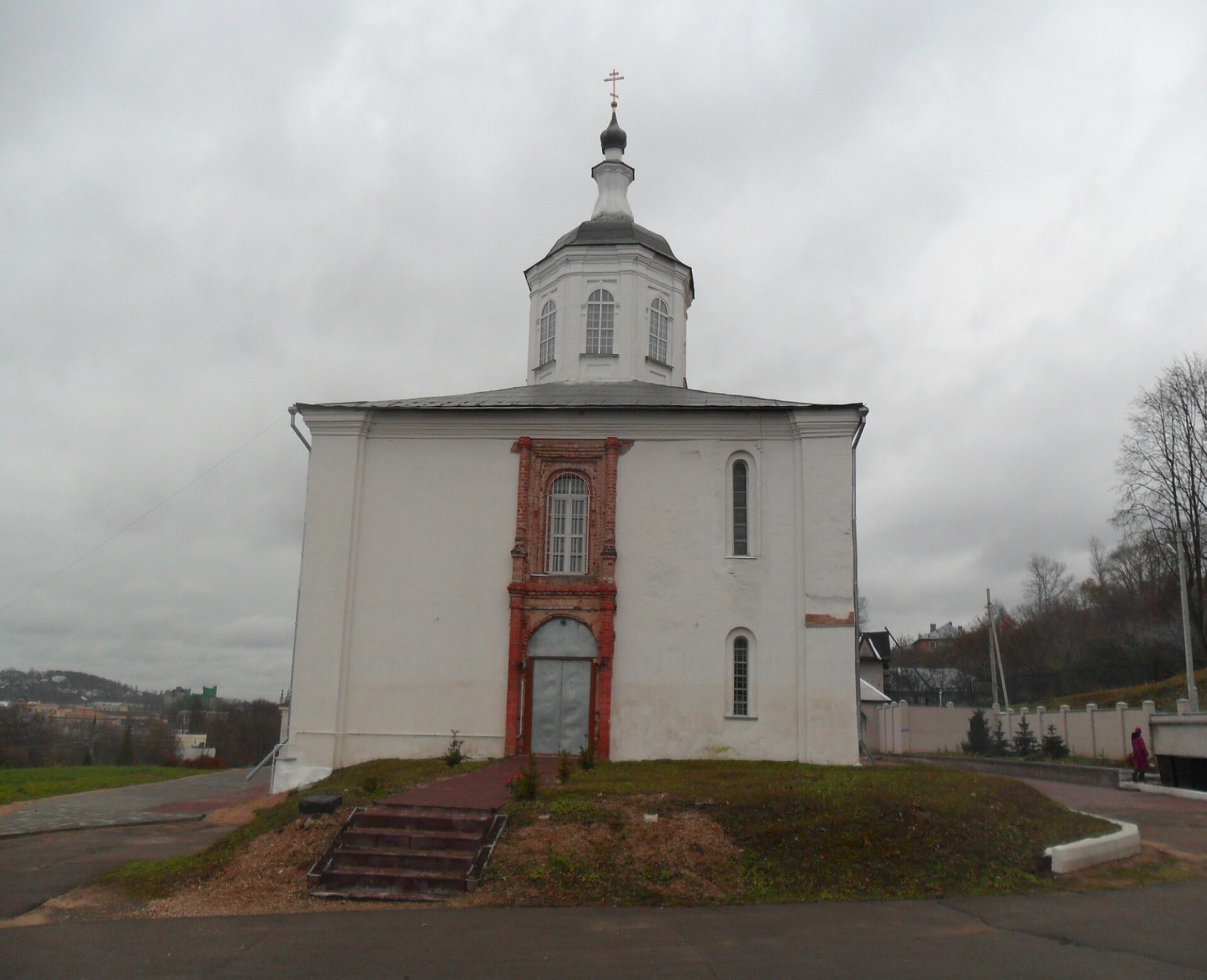 Церковь Иоанна Богослова на Варяжках в Смоленске