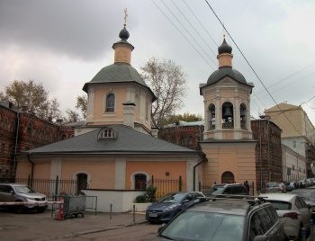 Храм Преподобного Сергия Радонежского в Крапивниках