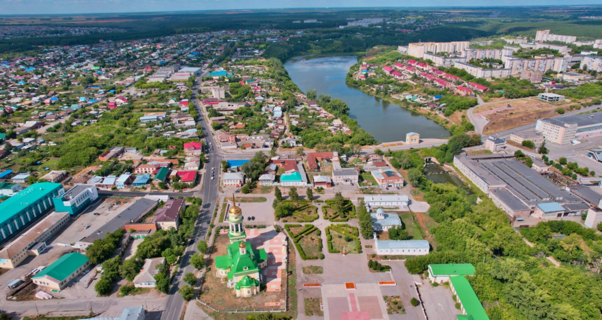 Свято-Троицкий храм в Каменске-Уральском: вид с высоты