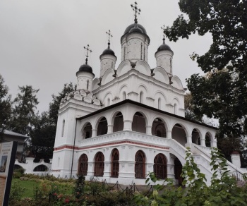 Церковь Преображения Господня в Больших Вязёмах