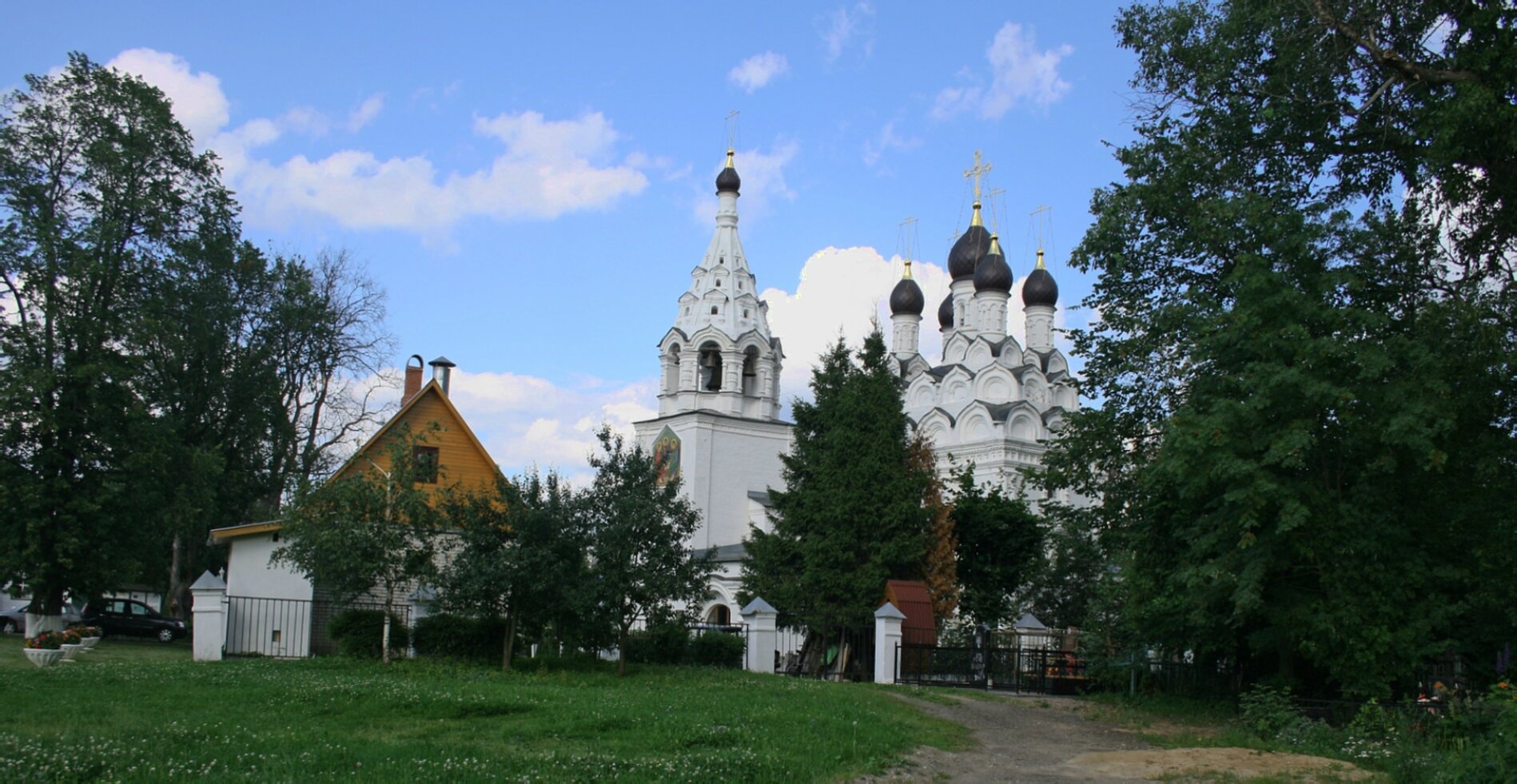 Церковь Преподобного Сергия Радонежского в селе Комягино