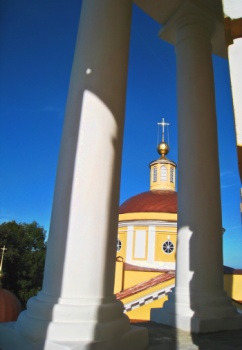 Никольский храм в селе Никольское-Гагарино