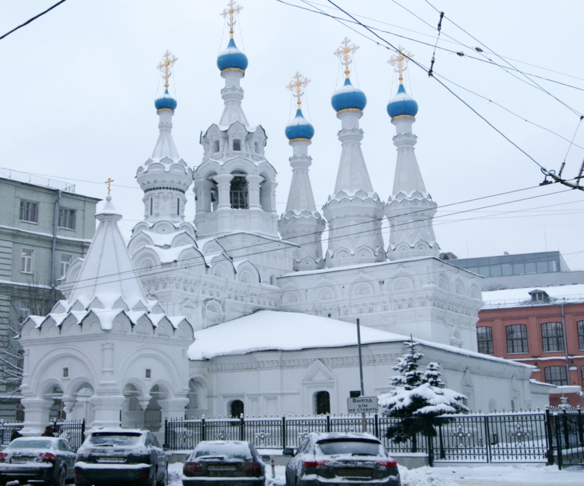 Церковь Рождества Пресвятой Богородицы в Путинках - зимняя фотография