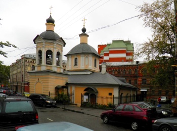 Храм Преподобного Сергия Радонежского в Крапивниках