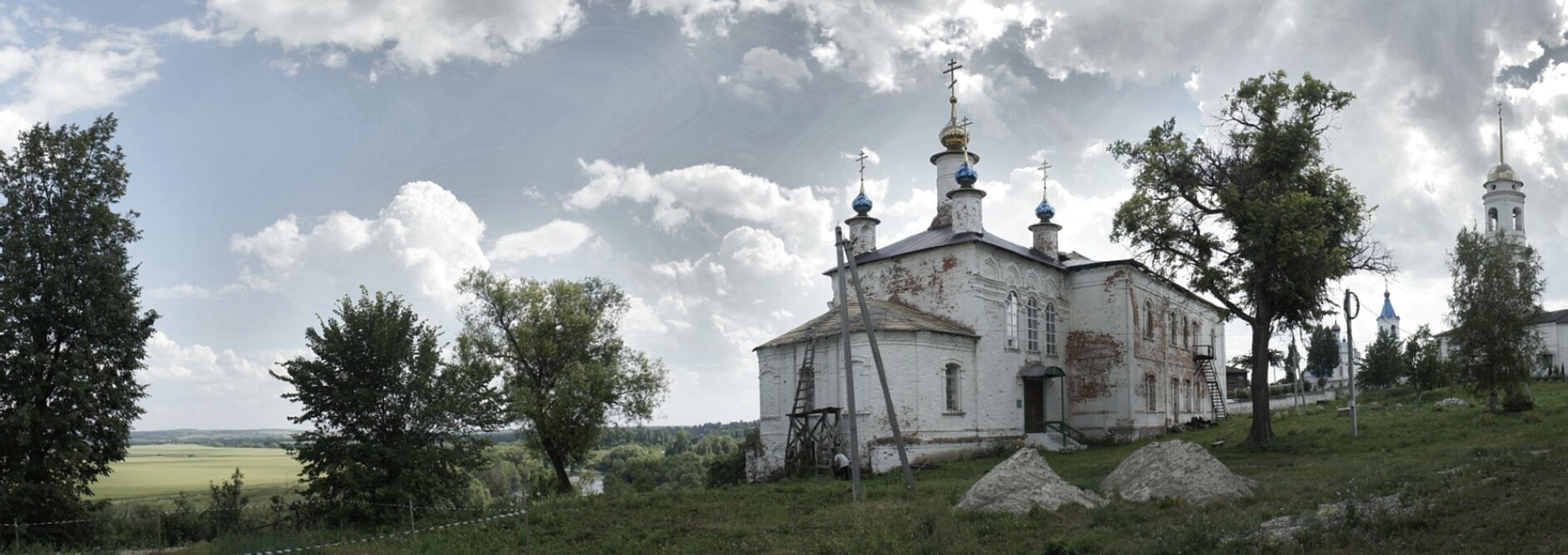 Храм Введения во Храм Пресвятой Богородицы в Спасо-Преображенском монастыре Белёва