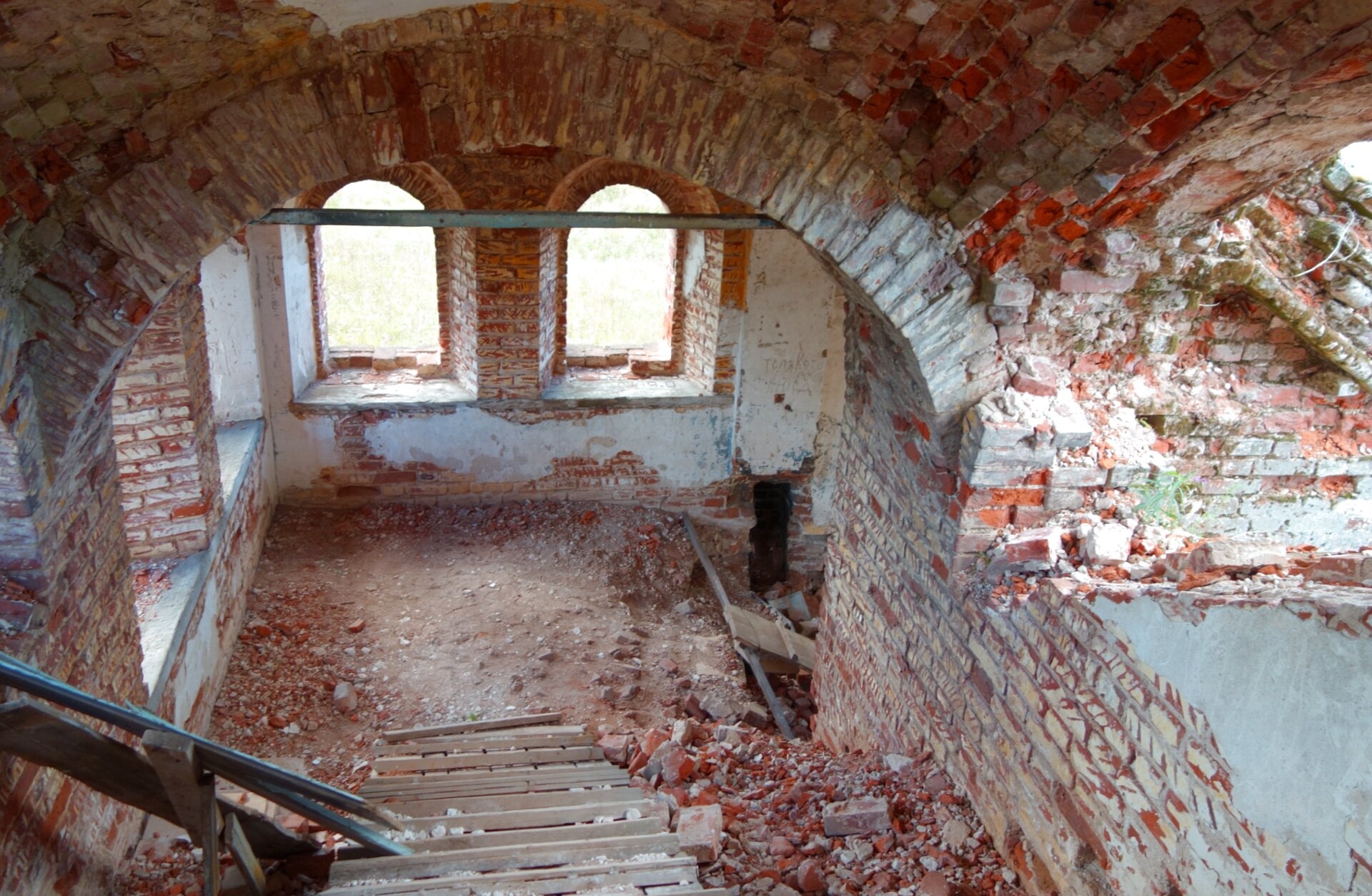 Интерьер Церкви Спаса Нерукотворного Образа в селе Вяз