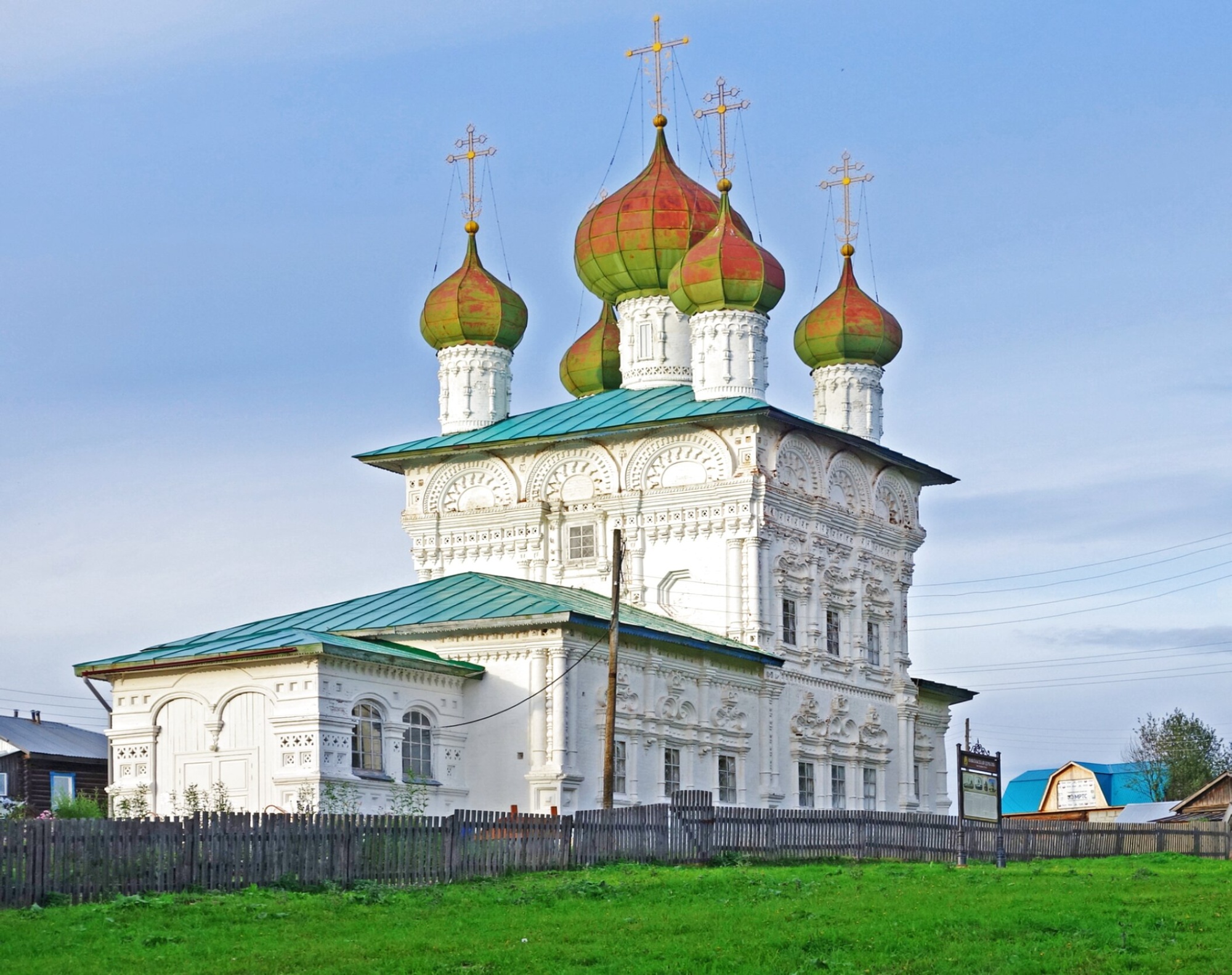 Никольская церковь в селе Ныроб