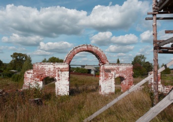 Церковь Рождества Пресвятой Богородицы в селе Пречистое: история в камне