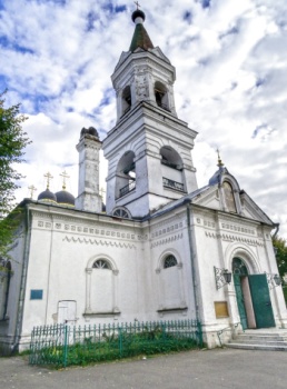 Церковь Белая Троица - старейший храм Твери