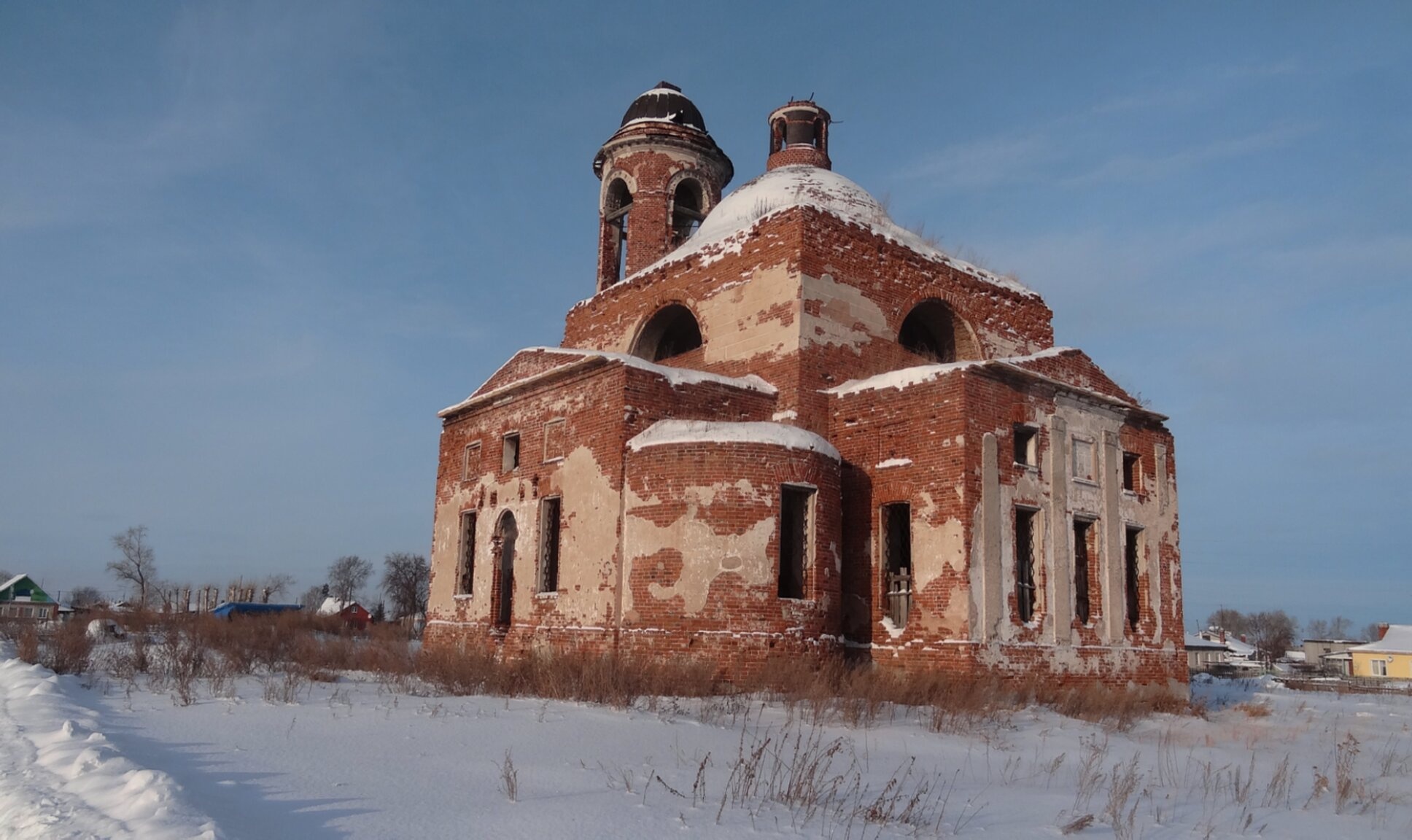Введенская церковь в селе Травянском