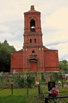 Церковь Казанской иконы Божией Матери в селе Трехсвятском