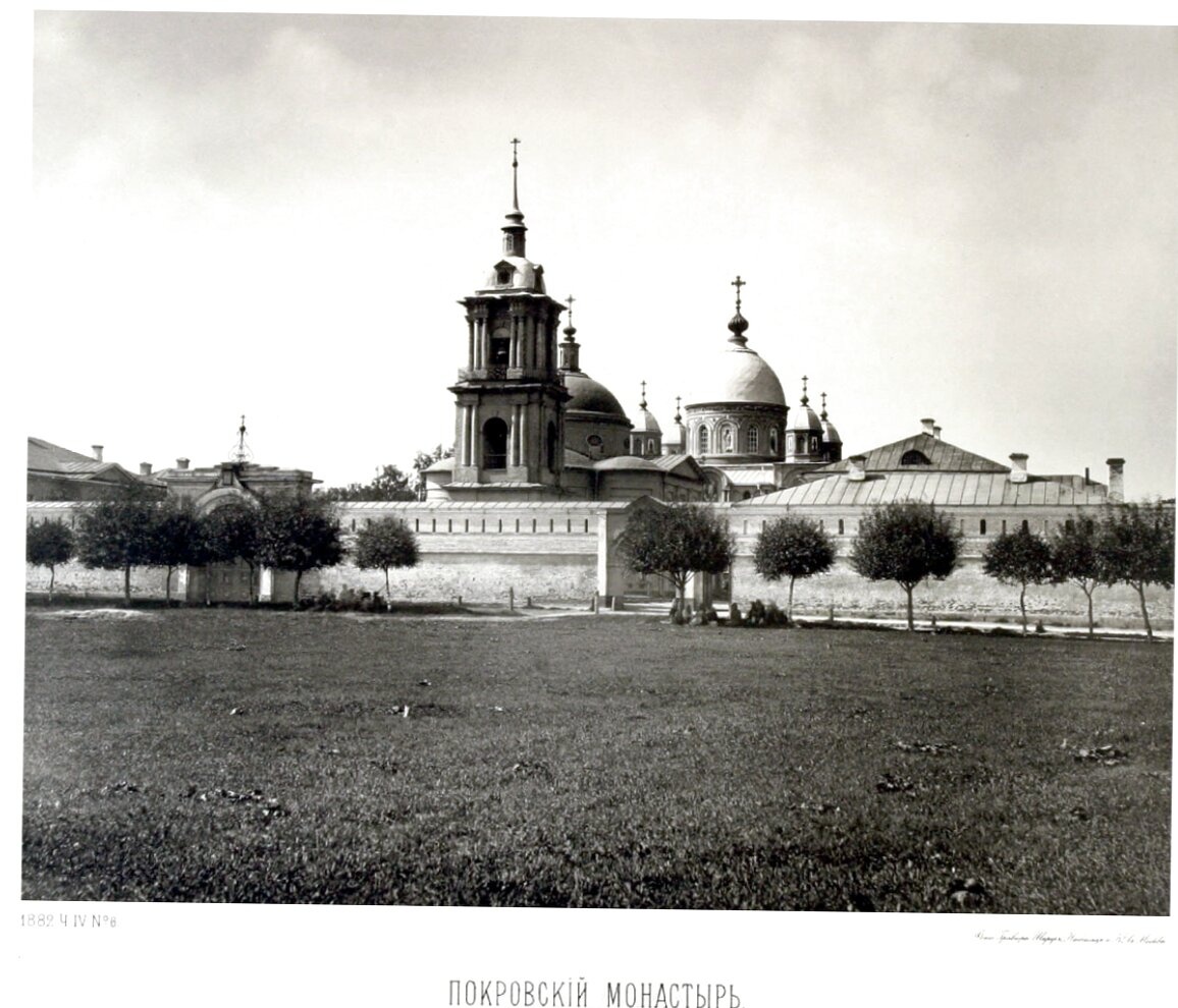 Покровский монастырь в Москве на фотографии 1882 года