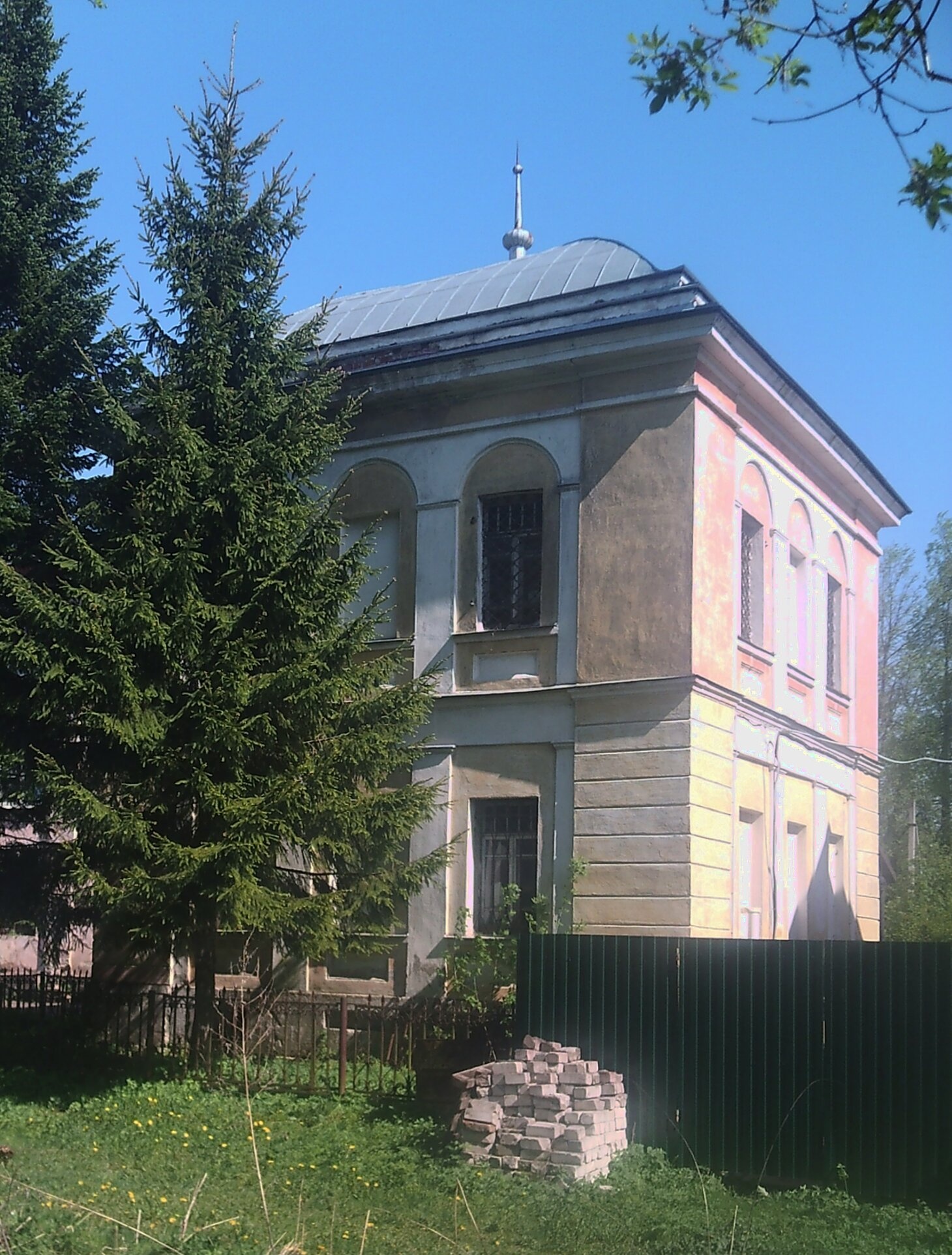 Церковь Иверской иконы Божией Матери в Рыбинске