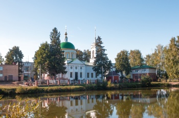 Церковь Рождества Пресвятой Богородицы в деревне Мишутино