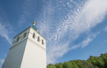 Колокольня Успенской церкви Дудина Амвросиева монастыря