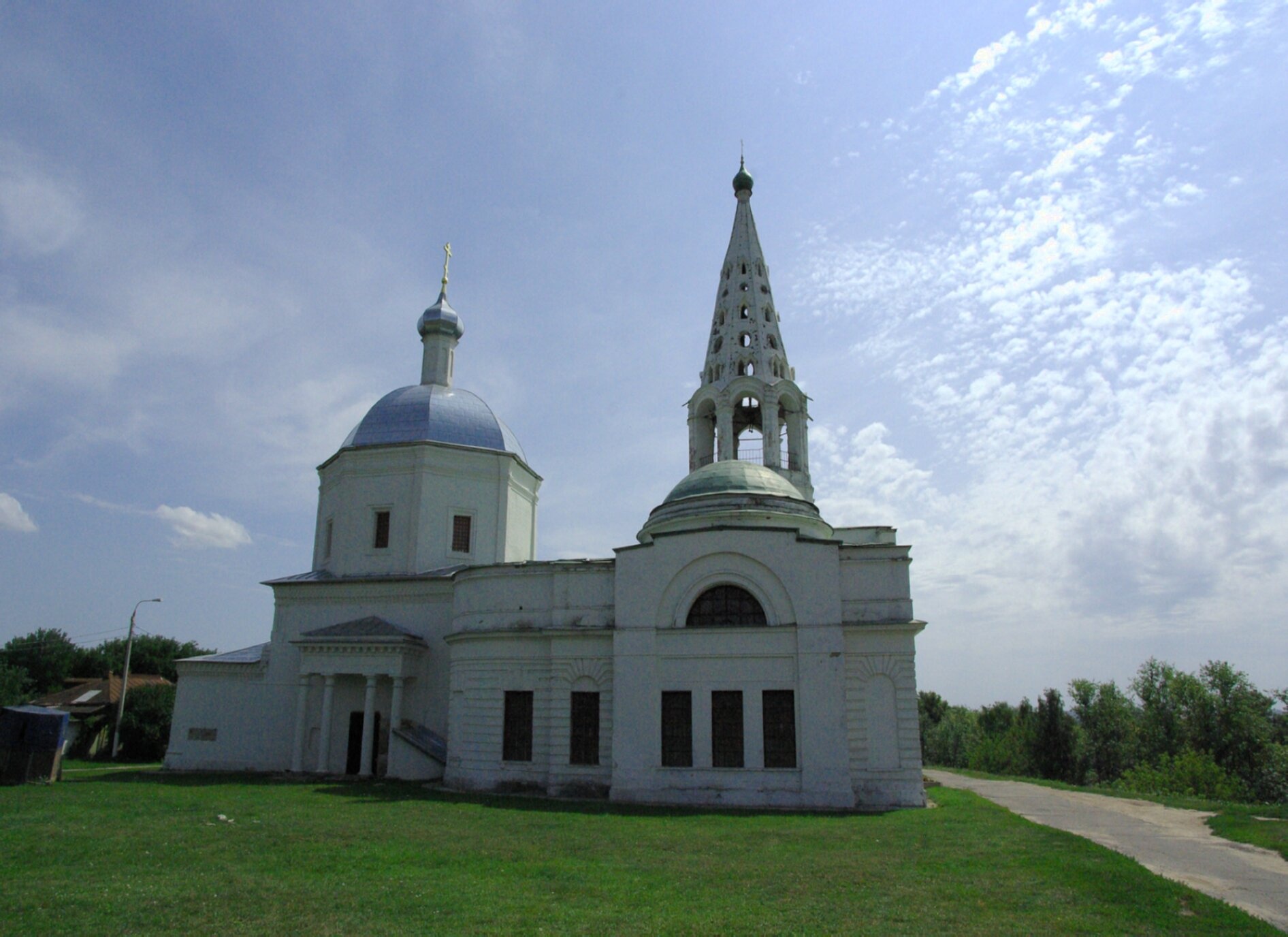 Свято-Троицкий собор на Соборной горе в Серпухове