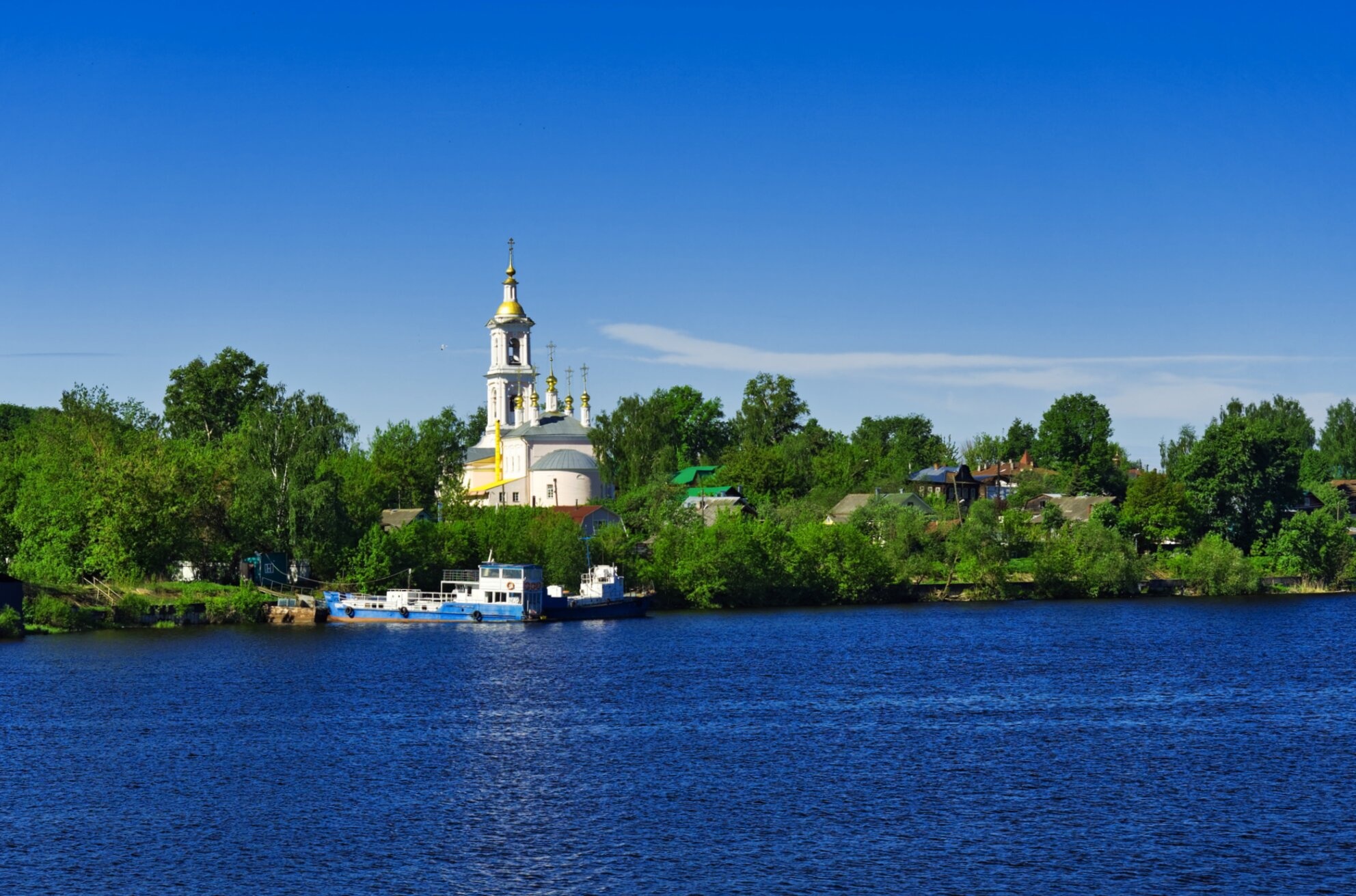 Храм Вознесения Господня в Кимрах на берегу Волги