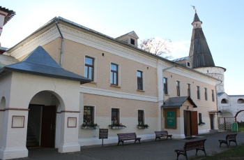 Архитектурный ансамбль Иосифо-Волоцкого монастыря