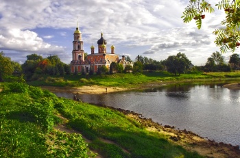 Воскресенский кафедральный собор в Старой Руссе