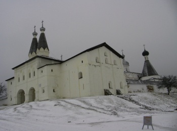 Ферапонтов монастырь в зимнем убранстве