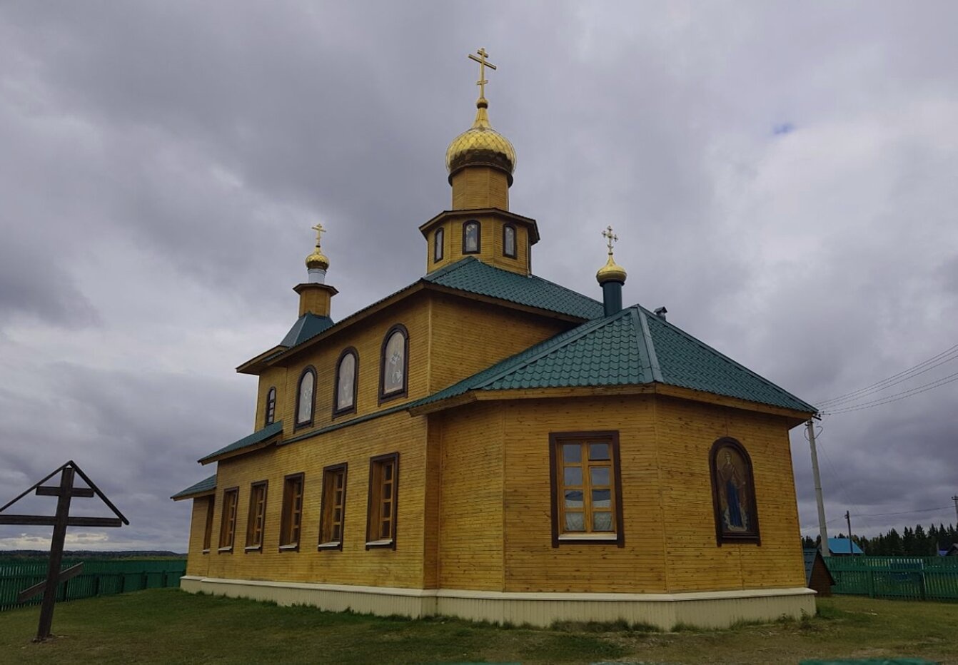 Богородицкая церковь в деревне Важкуръя