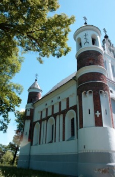 Храм-крепость Рождества Пресвятой Богородицы в Мурованке