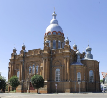 Свято-Троицкий собор в Обояни