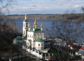 Храм Воскресения Христова в Плёсе