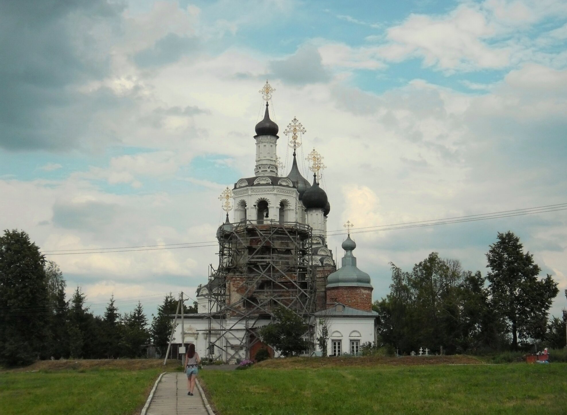 Троицкий храм в селе Дединово: история и современность