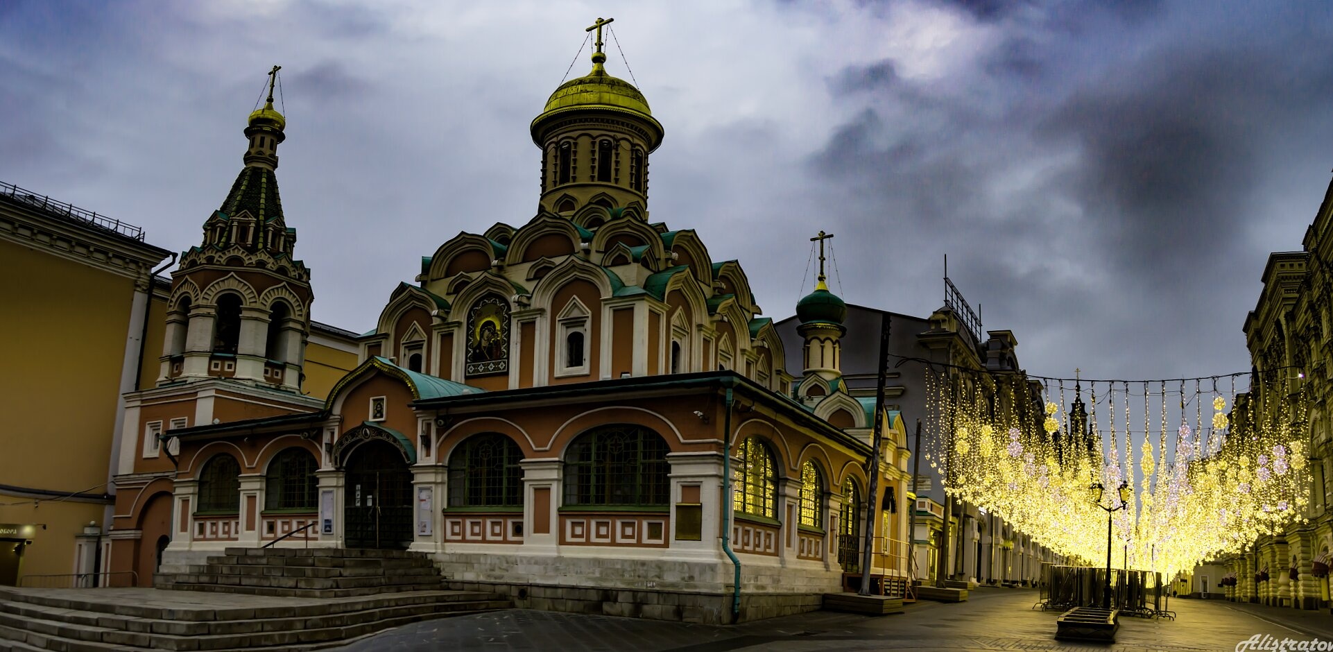 Казанский собор на Красной площади в Москве
