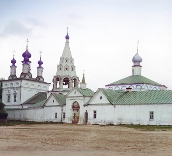 Спасо-Преображенский мужской монастырь в Рязани на дореволюционной фотографии