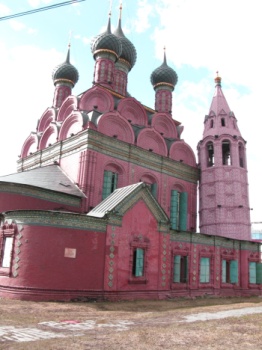 Церковь Богоявления в Ярославле - архитектурный памятник XVII века