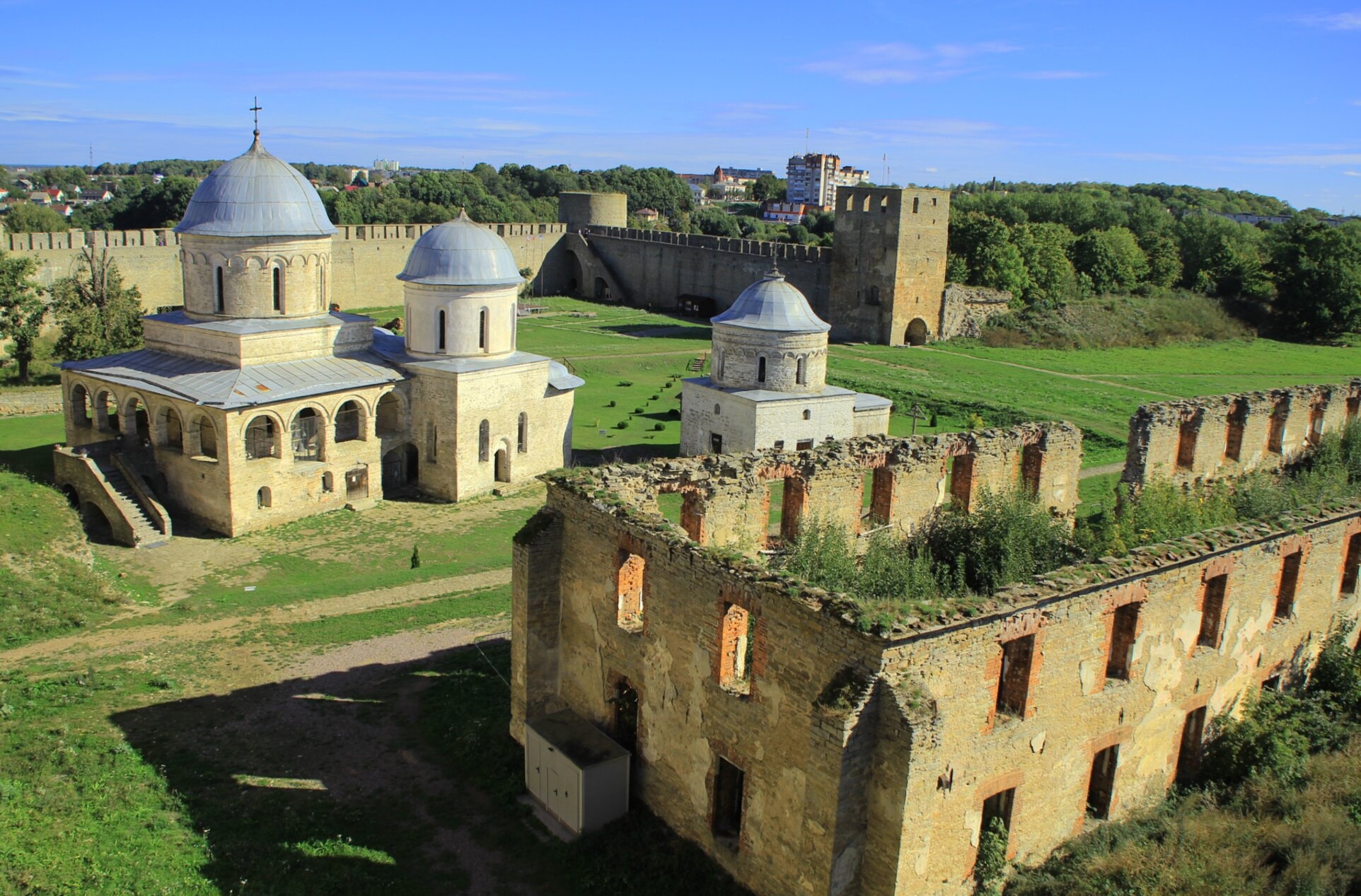 Успенская церковь в Ивангородской крепости