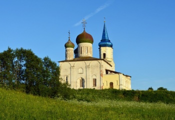 Храм Успения Пресвятой Богородицы в селе Иванищи