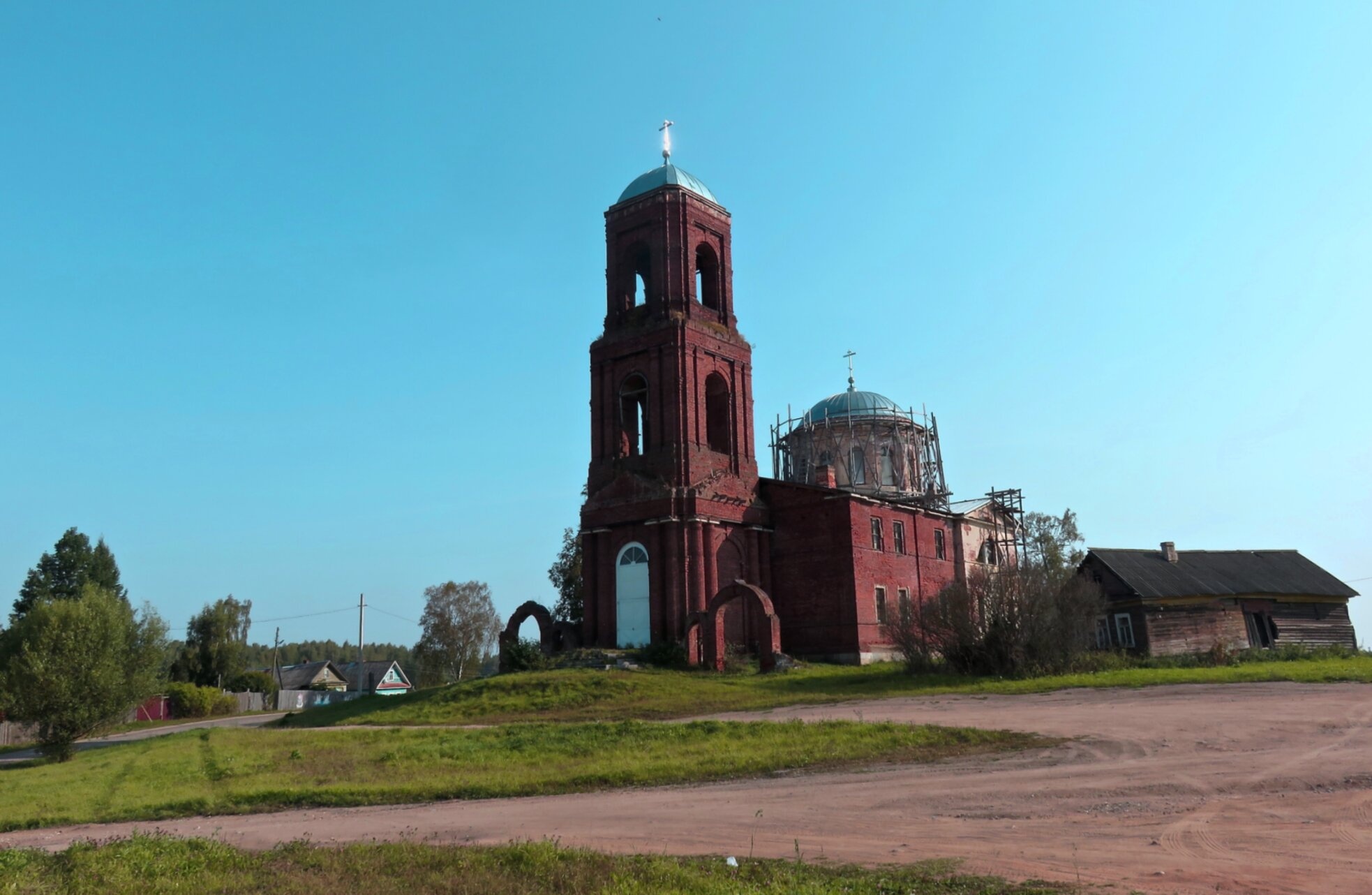 Храм Преображения Господня в селе Сукромля