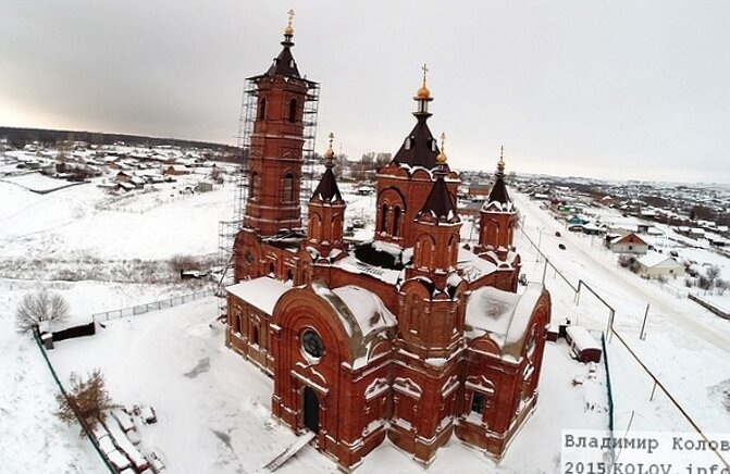 Храм Святых Бессребреников Космы и Дамиана в селе Мусорка