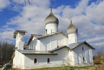 Церковь Троицы Живоначальной в деревне Доможирка