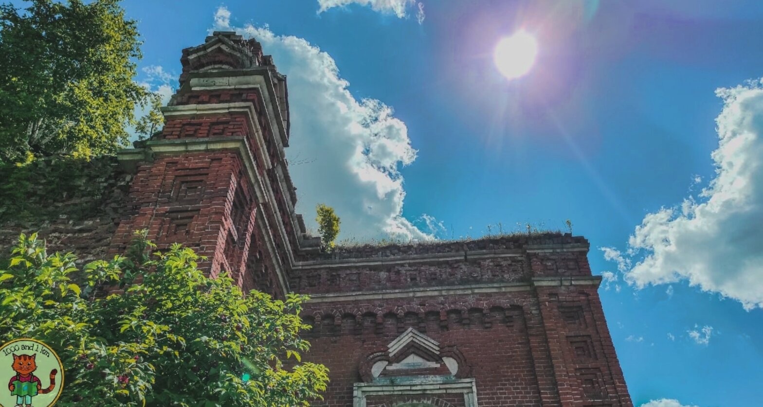 Церковь Николы (Петра и Павла) в селе Иваньково