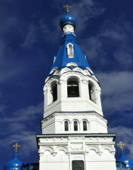 Колокольня Покровского собора в Гатчине