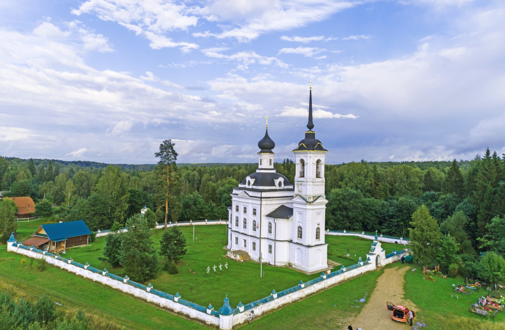 Храм Святителя Николая Чудотворца в селе Бережки (Николо-Бережки)