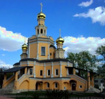 Храм святых страстотерпцев Бориса и Глеба в Зюзине