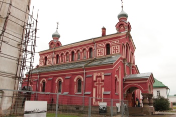 Храм во имя святителя Иоанна Златоуста Староладожского Никольского монастыря