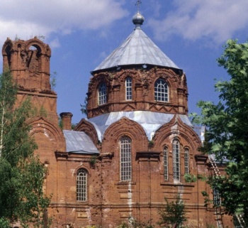 Храм Иконы Божией Матери «Знамение» в Комлево