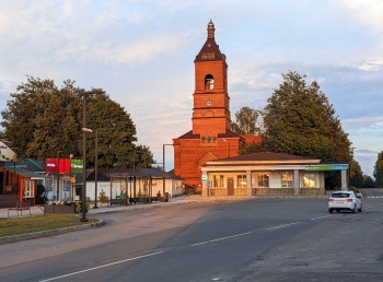 Храм святого Благоверного Князя Александра Невского в Окуловке