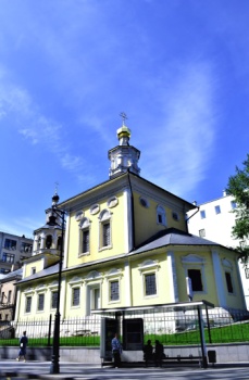 Храм Рождества Иоанна Предтечи у Варварских ворот в Москве