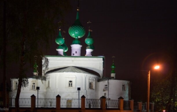 Церковь Преображения Господня в Кинешме - ночное освещение