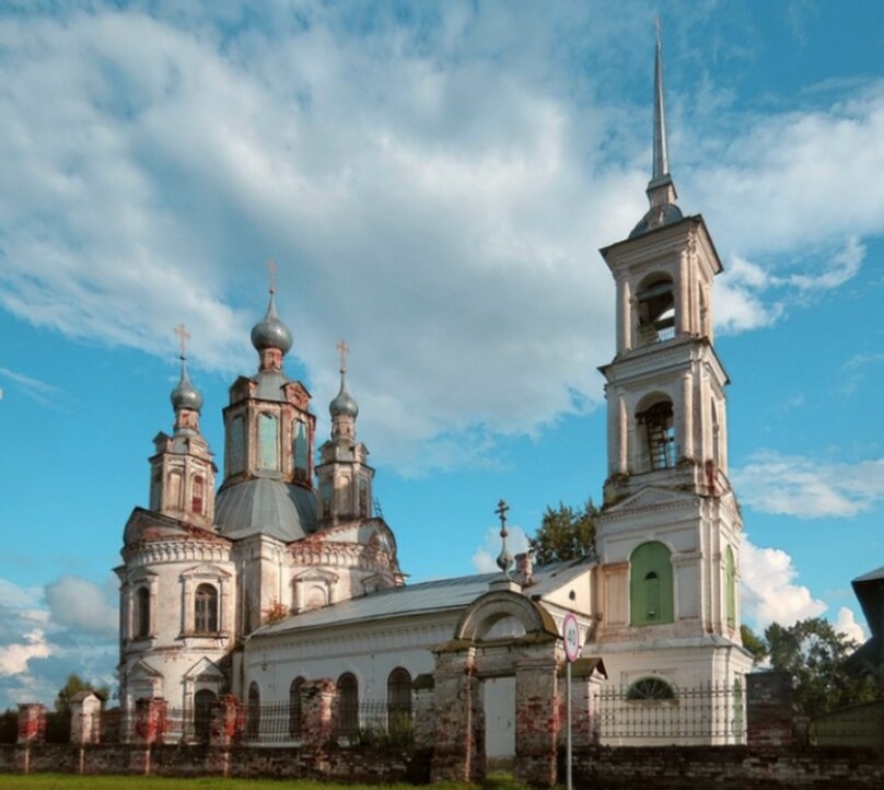 Церковь Троицы Живоначальной в селе Верхне-Никульское