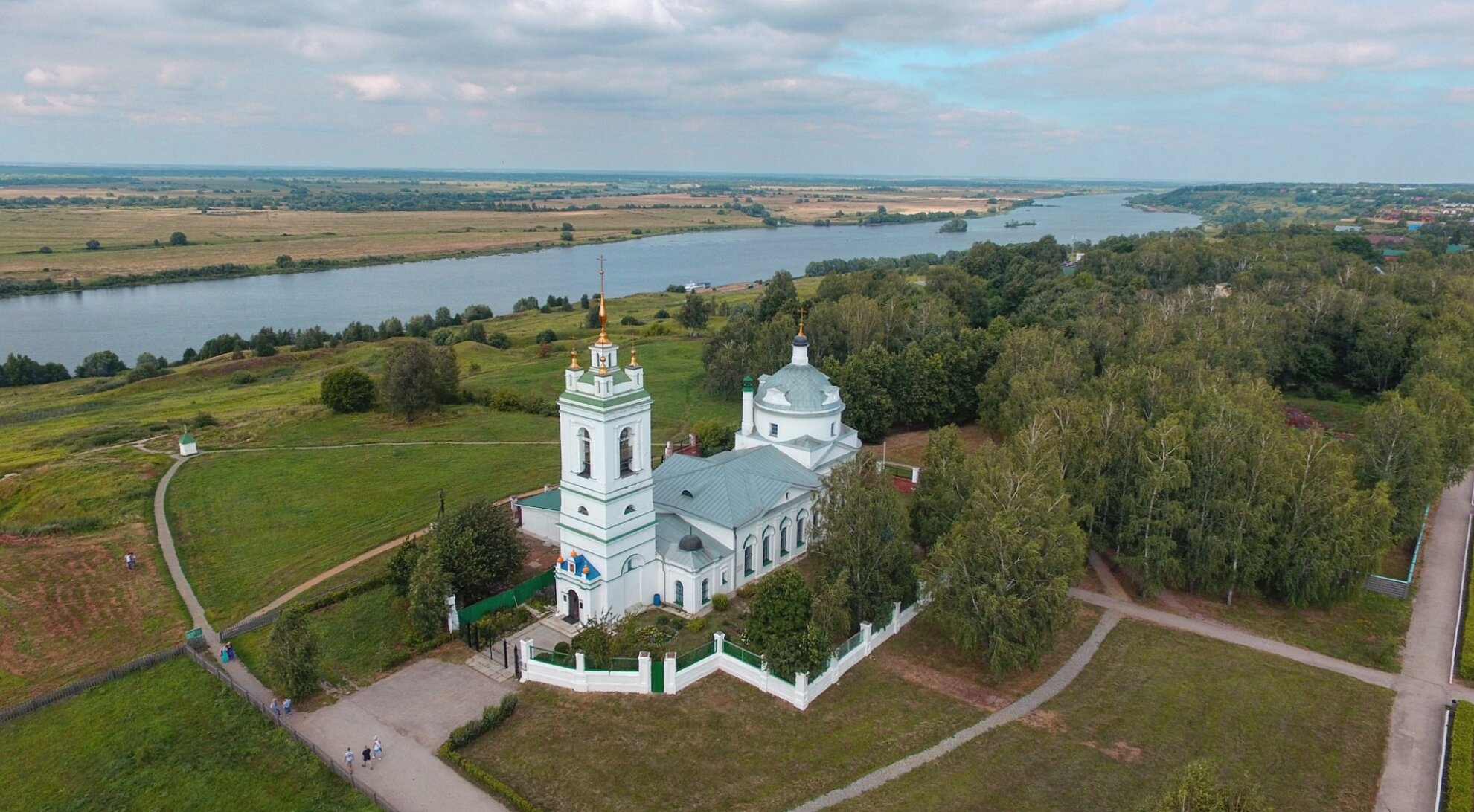 Храм Казанской иконы Божией Матери в селе Константиново